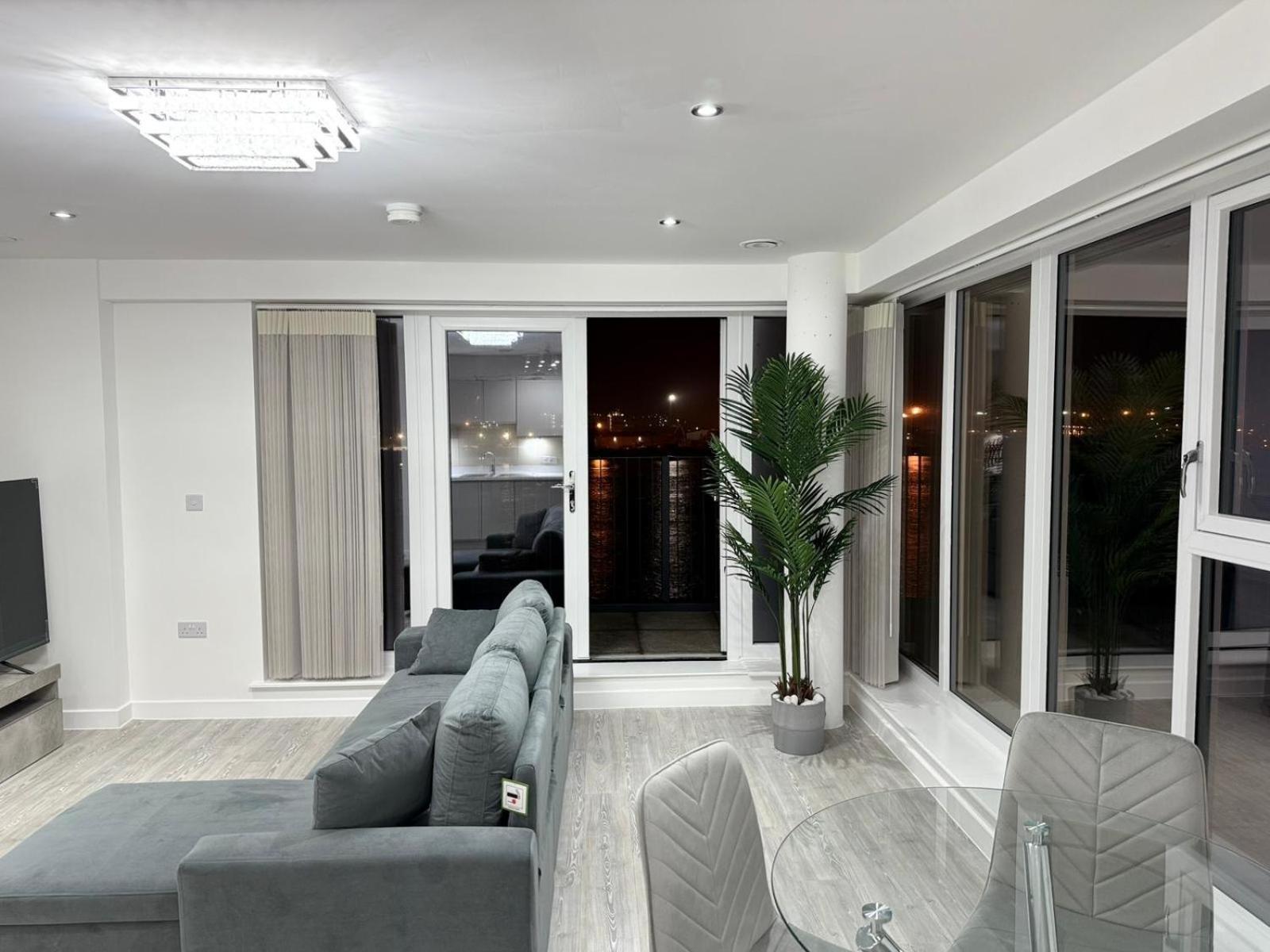 Serenity Waterfront 2 Bed Apartment Northfleet 外观 照片