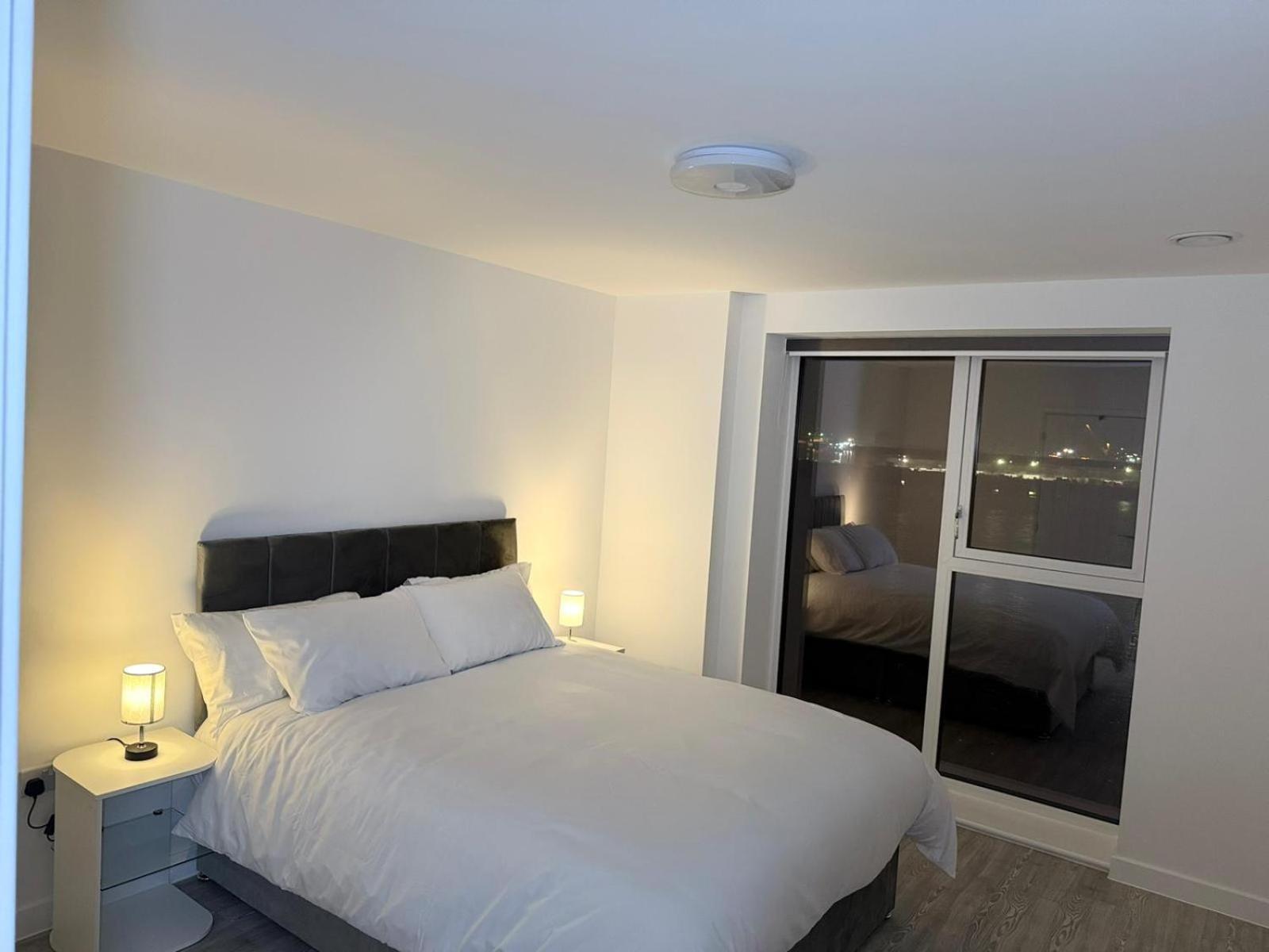 Serenity Waterfront 2 Bed Apartment Northfleet 外观 照片