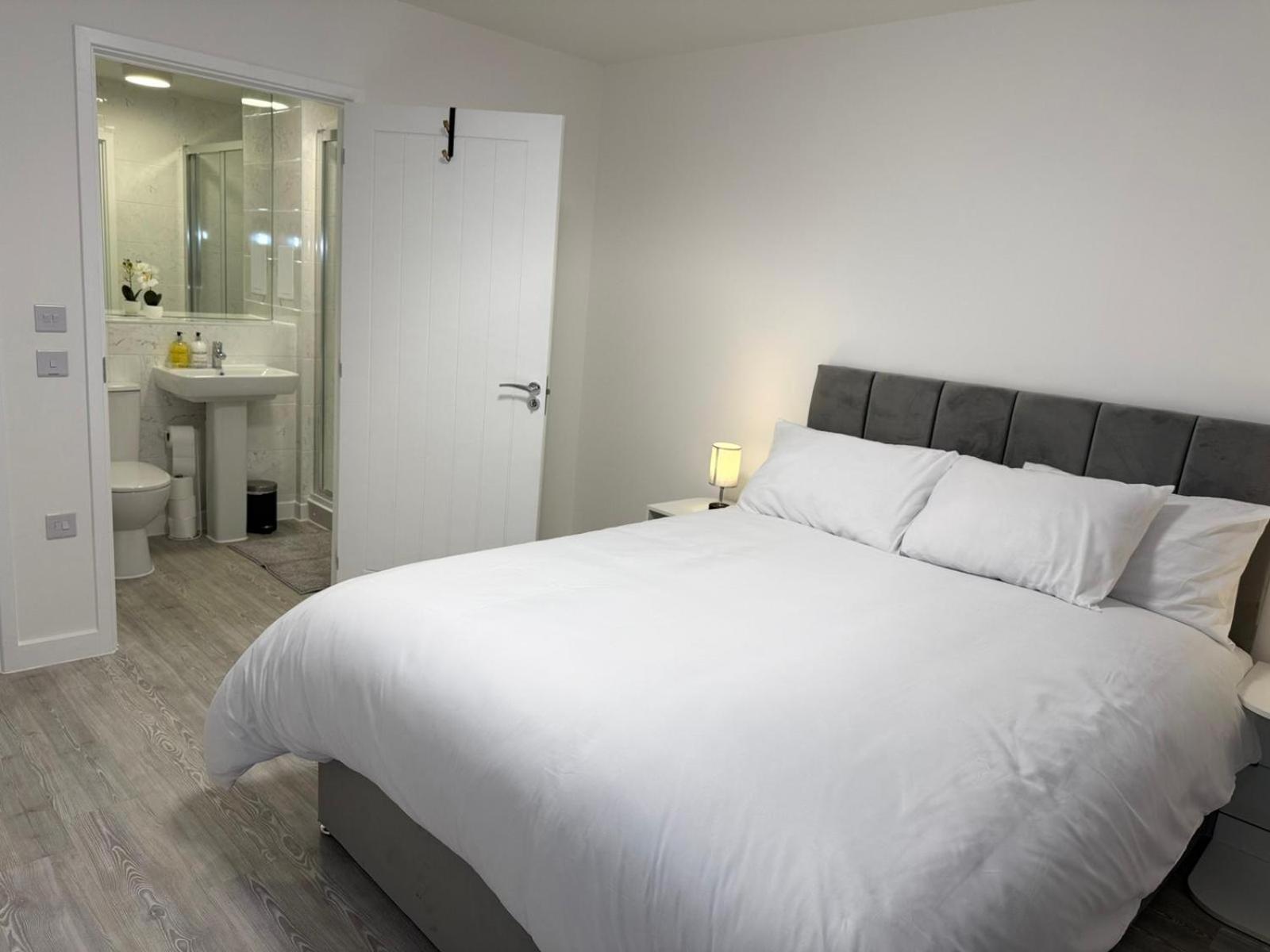 Serenity Waterfront 2 Bed Apartment Northfleet 外观 照片