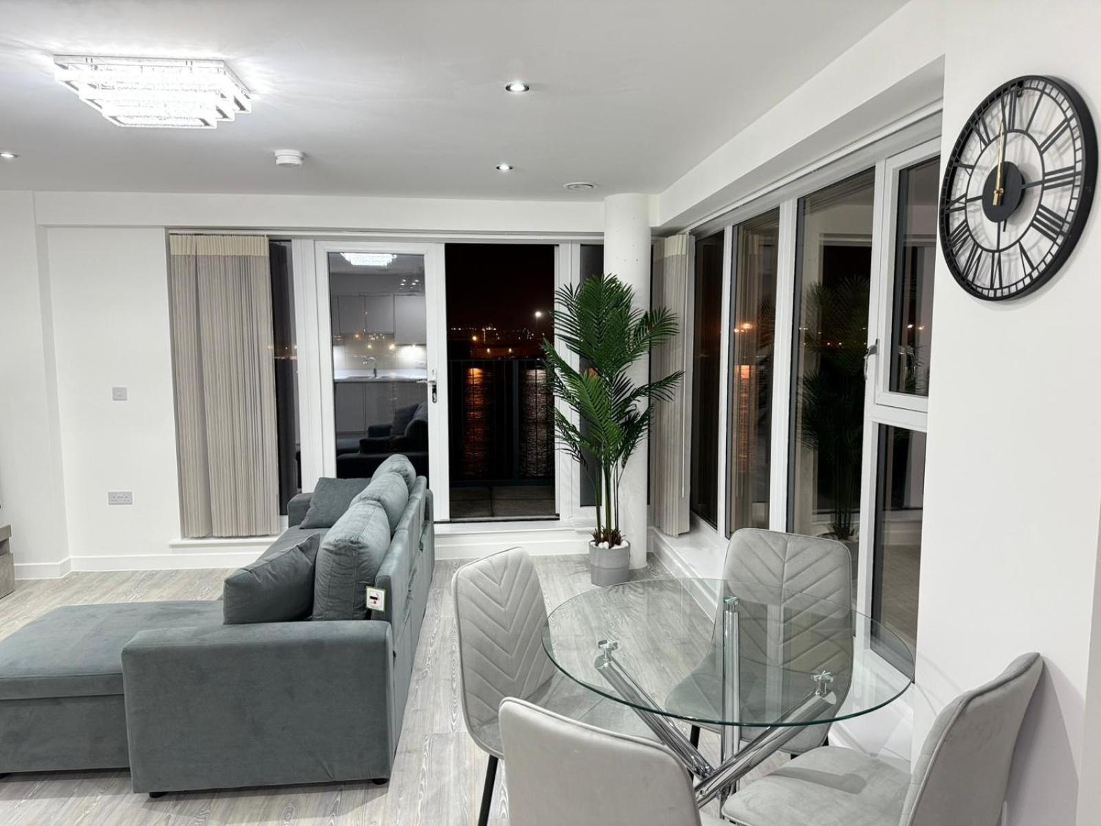 Serenity Waterfront 2 Bed Apartment Northfleet 外观 照片